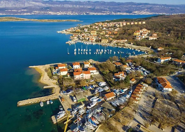 Cozy Home In Klimno With Wifi بيت للعطل