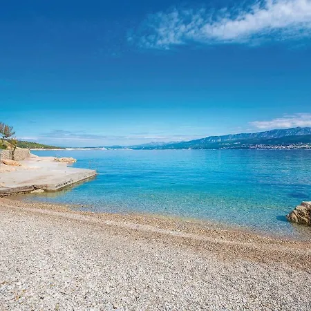 Cozy Home In Klimno With Wifi