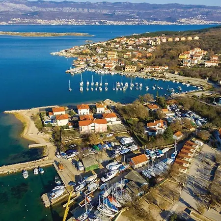Gorgeous Home In Klimno بيت للعطل